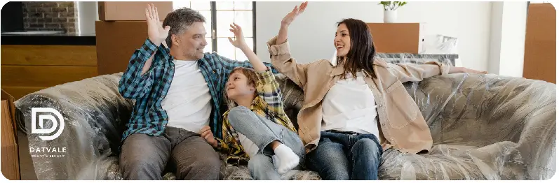 Datvale.ge-ს ბედნიერი მომხმარებლები ახალგარემონტებულ სახლში. მშენებლობისა და რემონტის მარტივი დაგეგმვა საქართველოში.